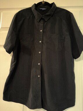 Travelsmith Womens Black Short Sleeve Button-Up Shirt 1X 100% Polyester